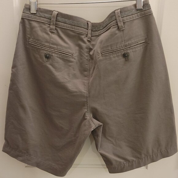 Grey Express Flat Front Slim Fit Stretch+ Chino Shorts 32" Waist x 9" Inseam - Picture 6 of 7